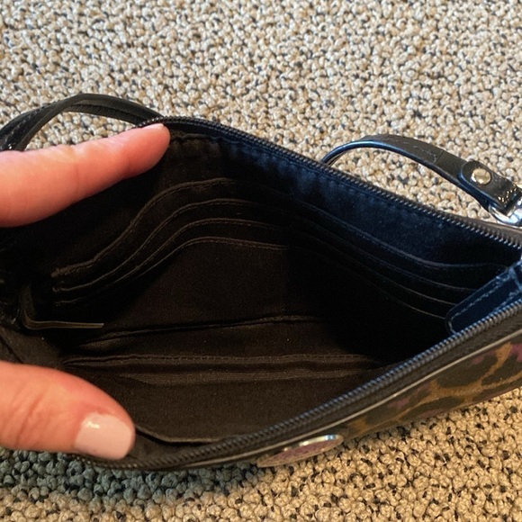 Coach Patent Leather & Leopard Print Purse/Wristlet in Like New Condition - Picture 5 of 8